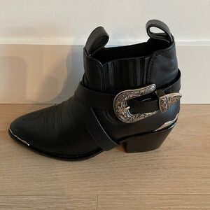 Wandering Coyote size 41 low ankle women’s boot